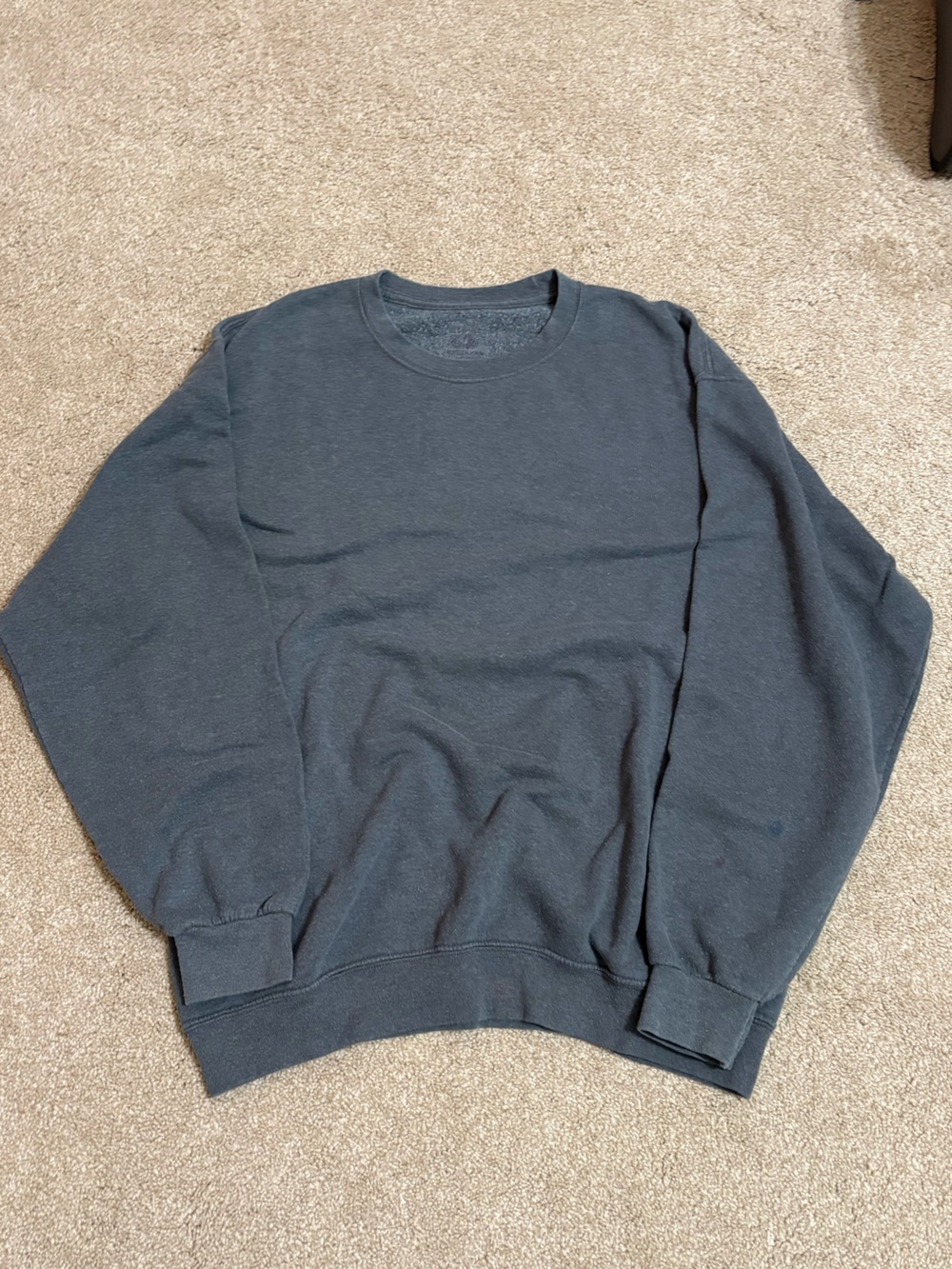 Fruit of the loom 100% cotton gray crewneck
